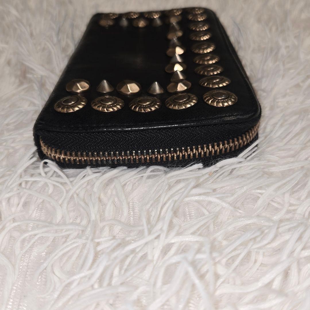 GIVENCHY ジバンシー スタッズ レザー ラウンドファスナー 長財布　黒