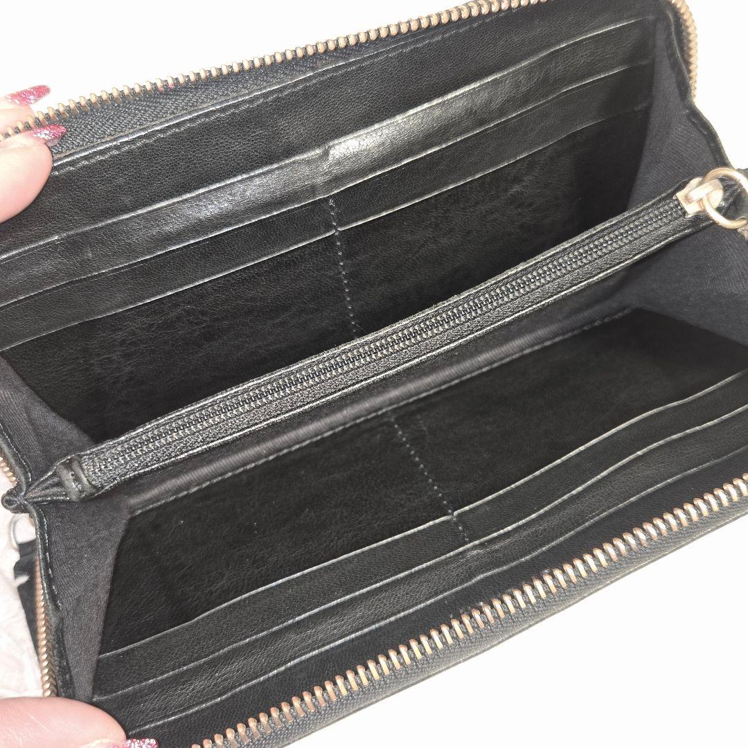 GIVENCHY ジバンシー スタッズ レザー ラウンドファスナー 長財布　黒