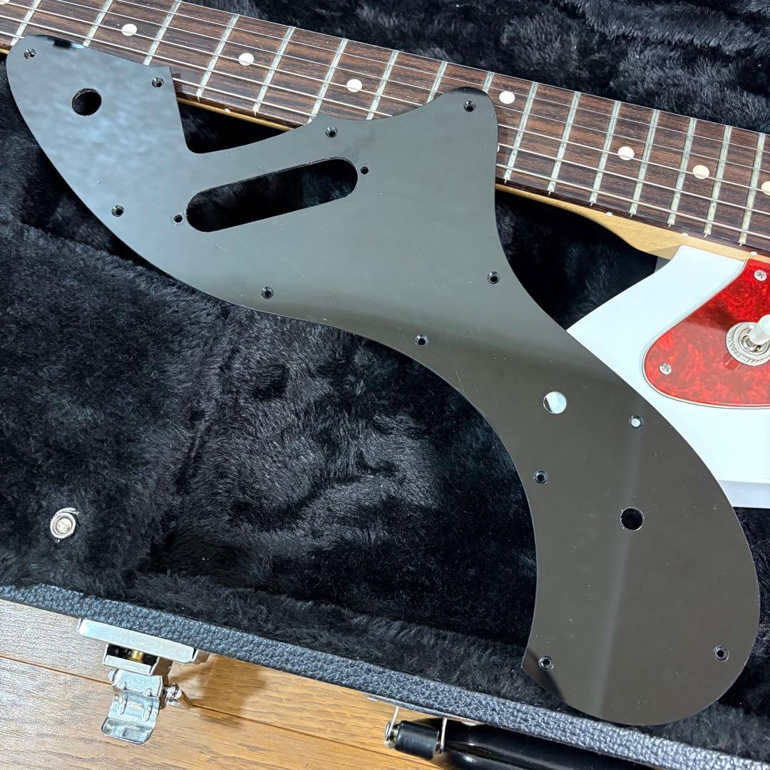 アヴァンチュールギターズ　モダンビザール