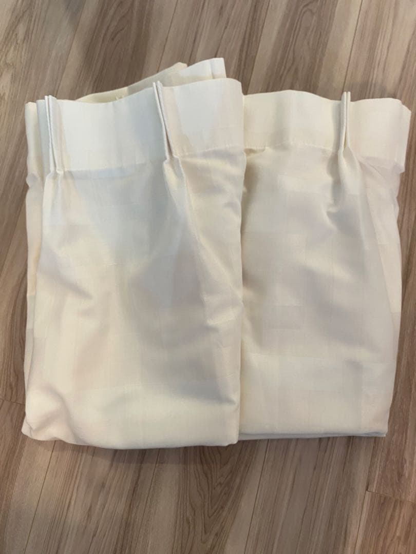 unico(ウニコ) TEGEL（テゲル）アイボリー　幅140×丈197