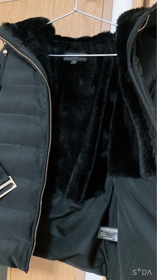 ZARA スリムフィットショートダウンジャケット　M