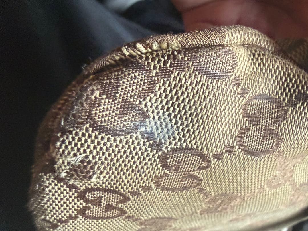 GUCCI ウエストバッグ　GG キャンバス　ベージュ　ブラウン