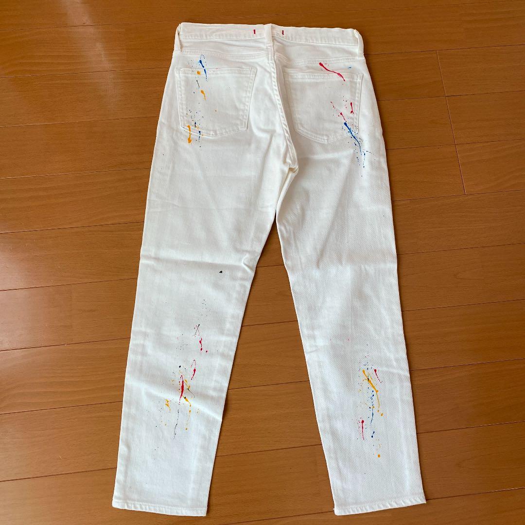 珍✳︎RED CARDペインティングホワイトデニム
