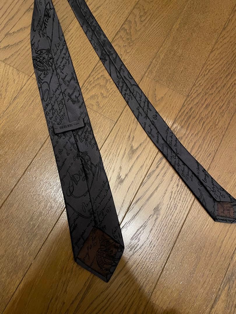BERLUTI ベルルッティ　カリグラフィ　ネクタイ　ブラック　シルク