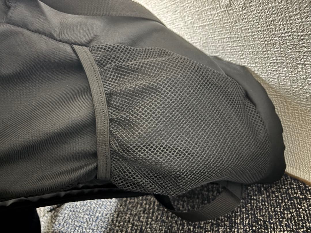 Luz e Sombra ブラックバックパック