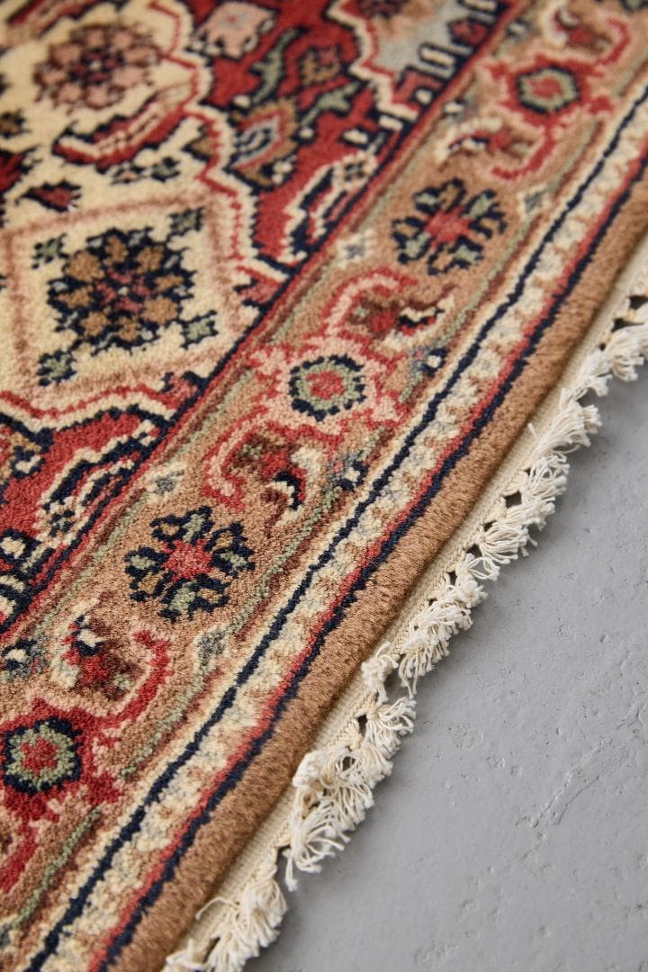 ヴィンテージラグ　ペルシャ絨毯　ハマダン産（96×61cm）赤　アイボリー　緑