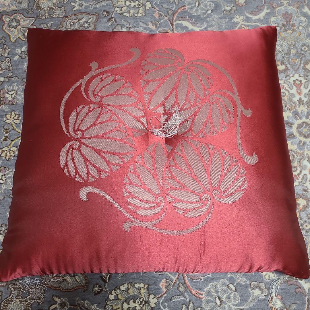 赤色 蓮の花模様 座布団 4個セット