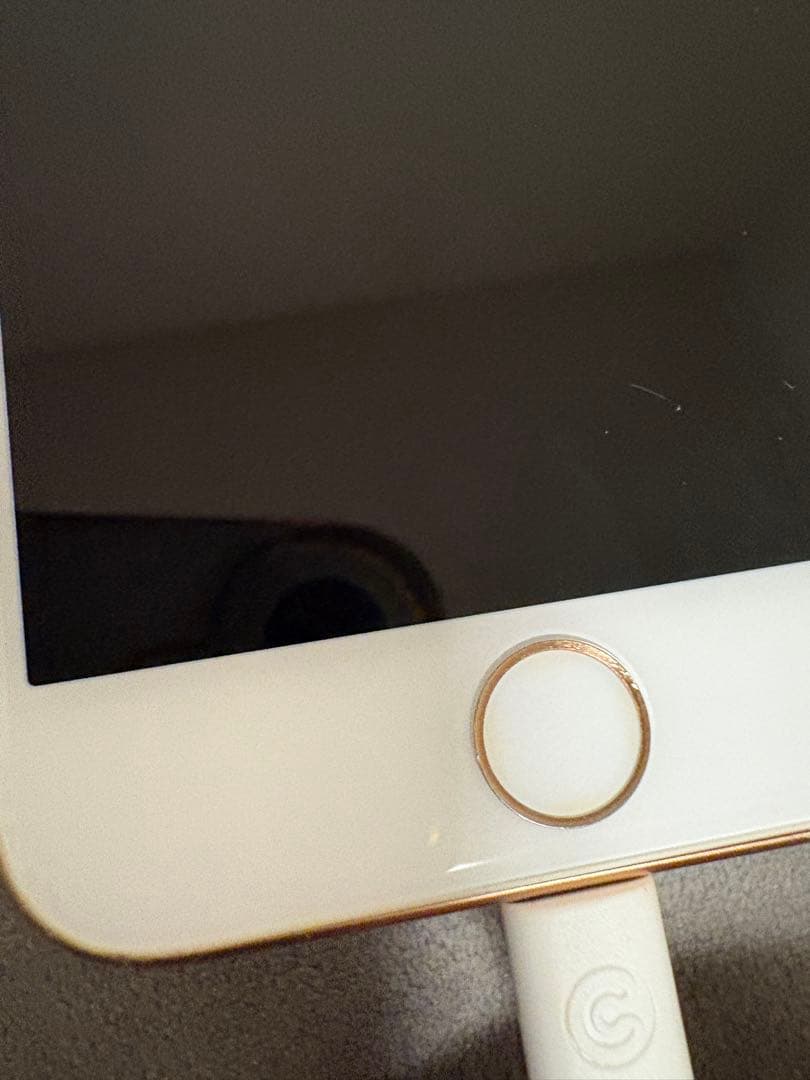 iPhone 8 64GB バッテリー75%