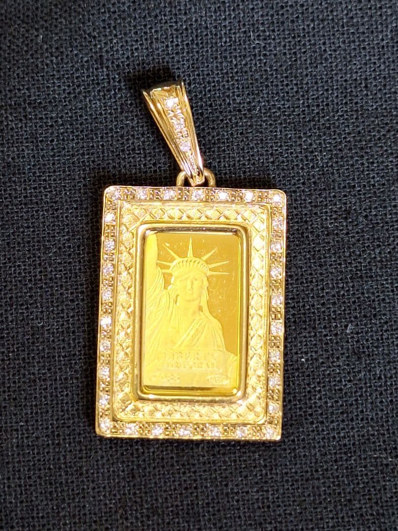 ペンダントトップ k18　自由の女神 希少デザイン