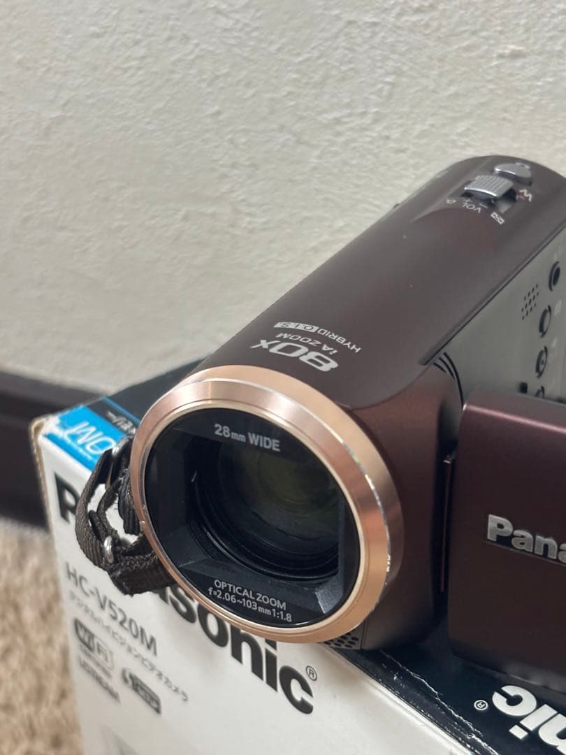 Panasonic HC-V520M ビデオカメラ　ケース付き