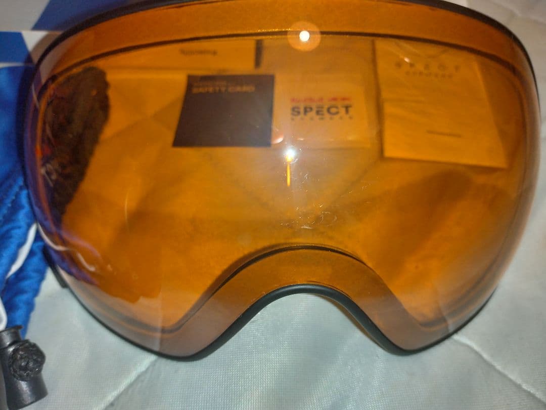 未発売　Red bull spect MAGNETRON