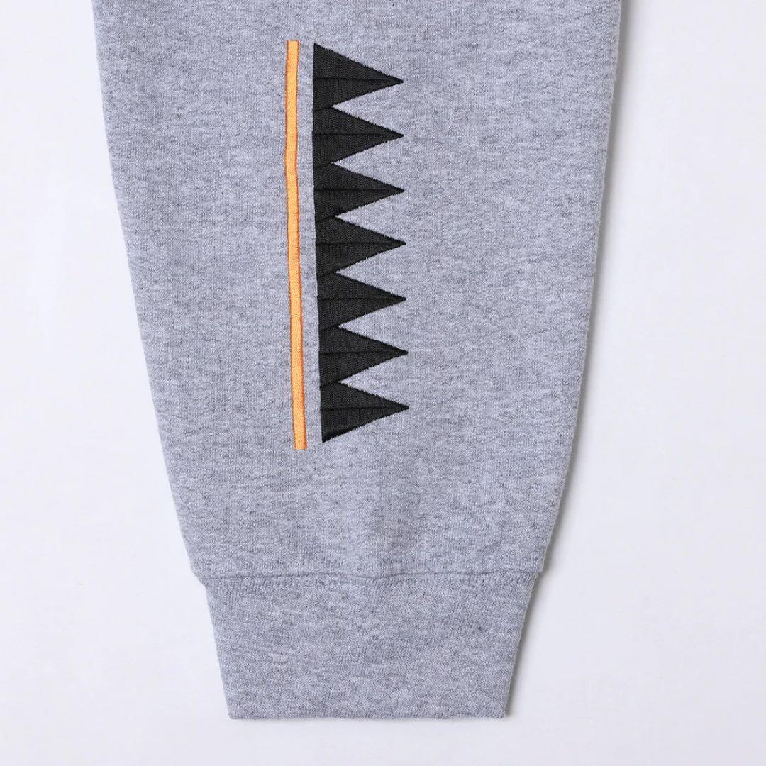 エ*ス様 LIBERAIDERS TRIBAL EMBROYDERY HOODI