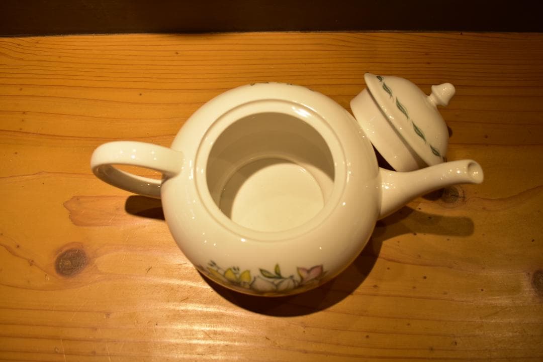 ウエッジウッド  スージークーパーのティーセット8点 susie