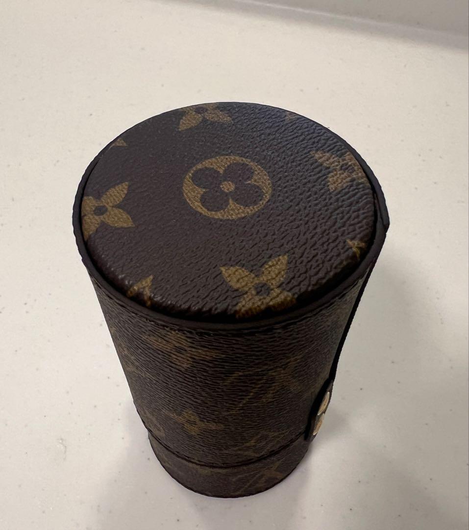 ルイヴィトン　トラベルケース