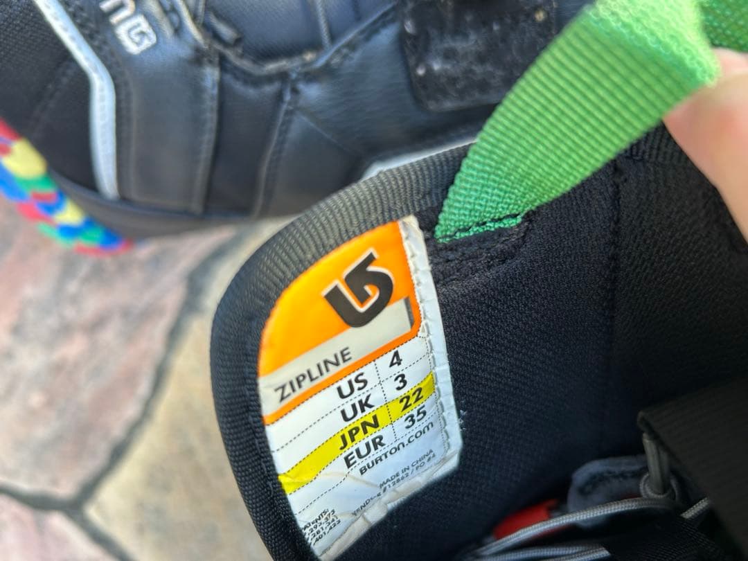 Burton スノーボードブーツ　22センチ