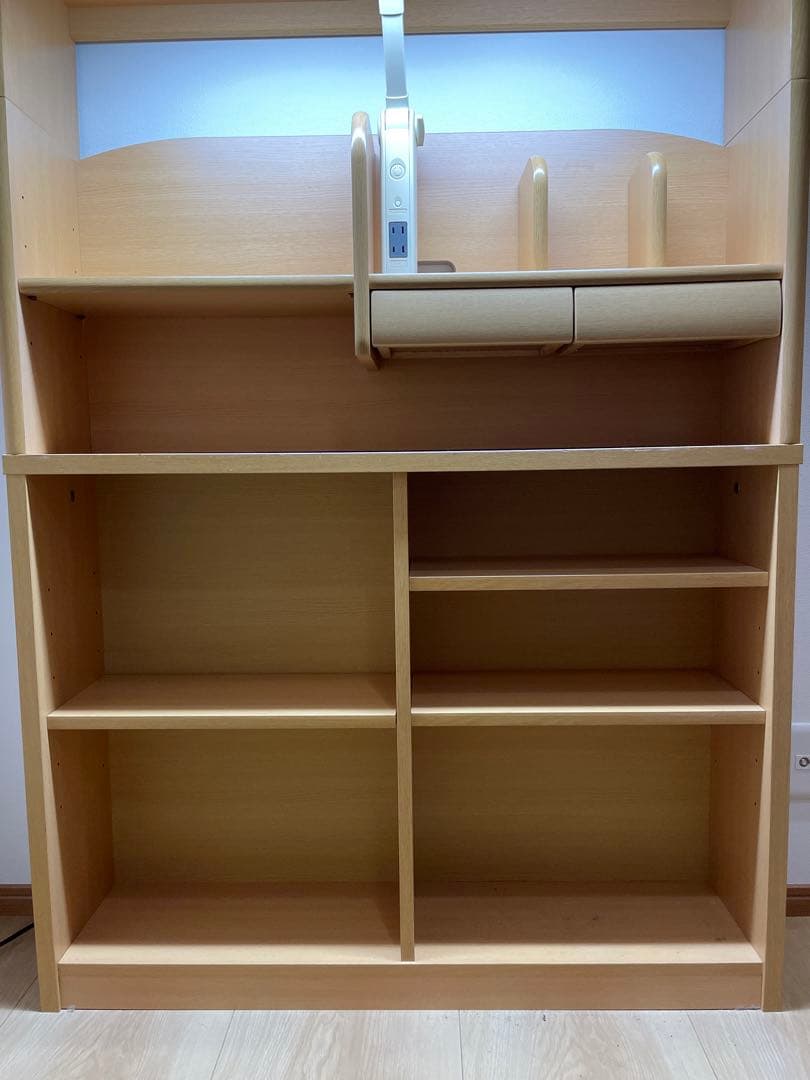 ニトリ学習机　照明付本棚