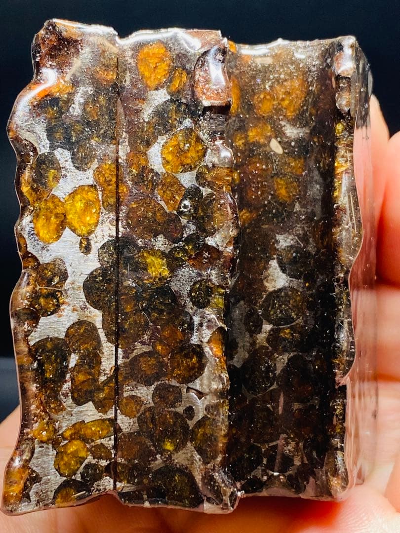 パラサイト隕石 258g 隕石 石鉄隕石 筆立て セリコ隕石 隕石原石