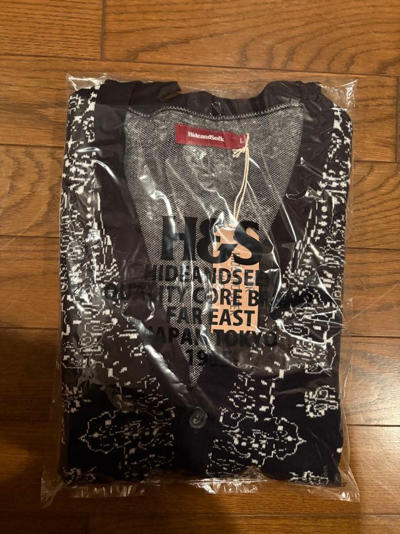 hide and seek バンダナカーディガン　ペイズリーキムタク着用