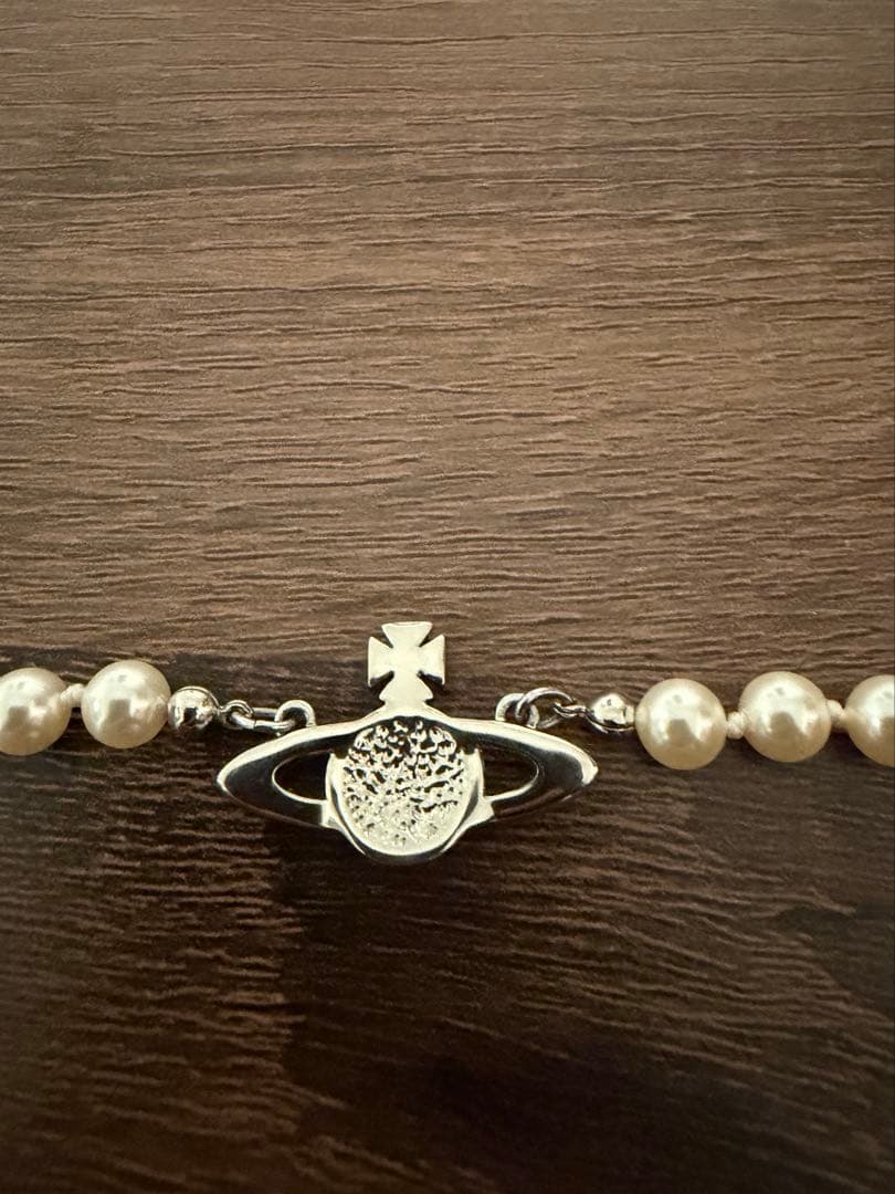 MAN MINI BAS RELIEF PEARL ネックレス