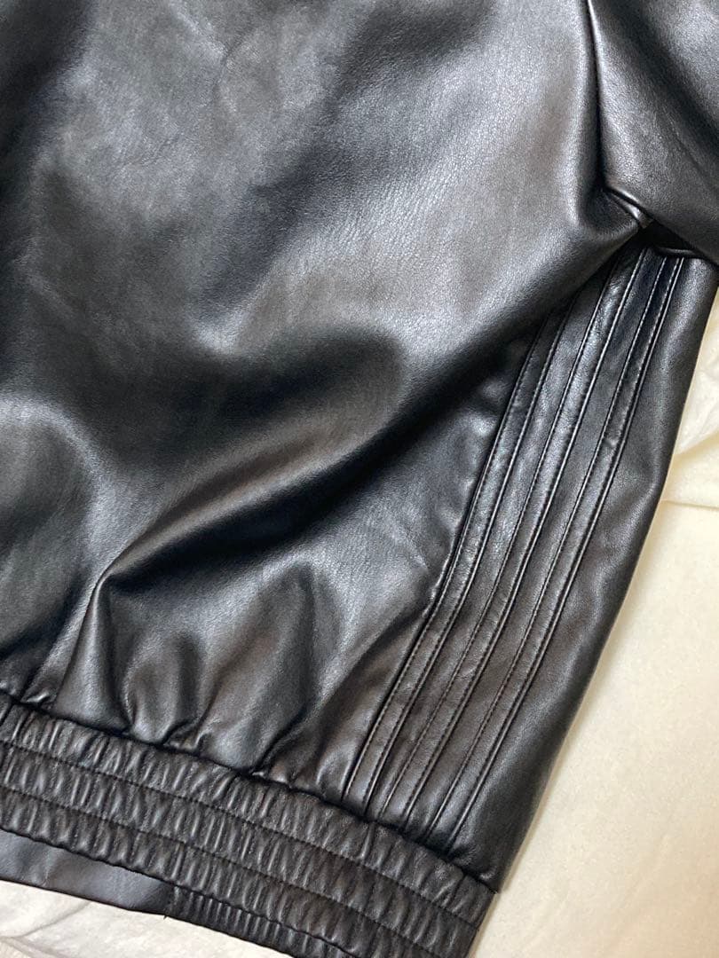 adidas originals ブラック レザージャケット