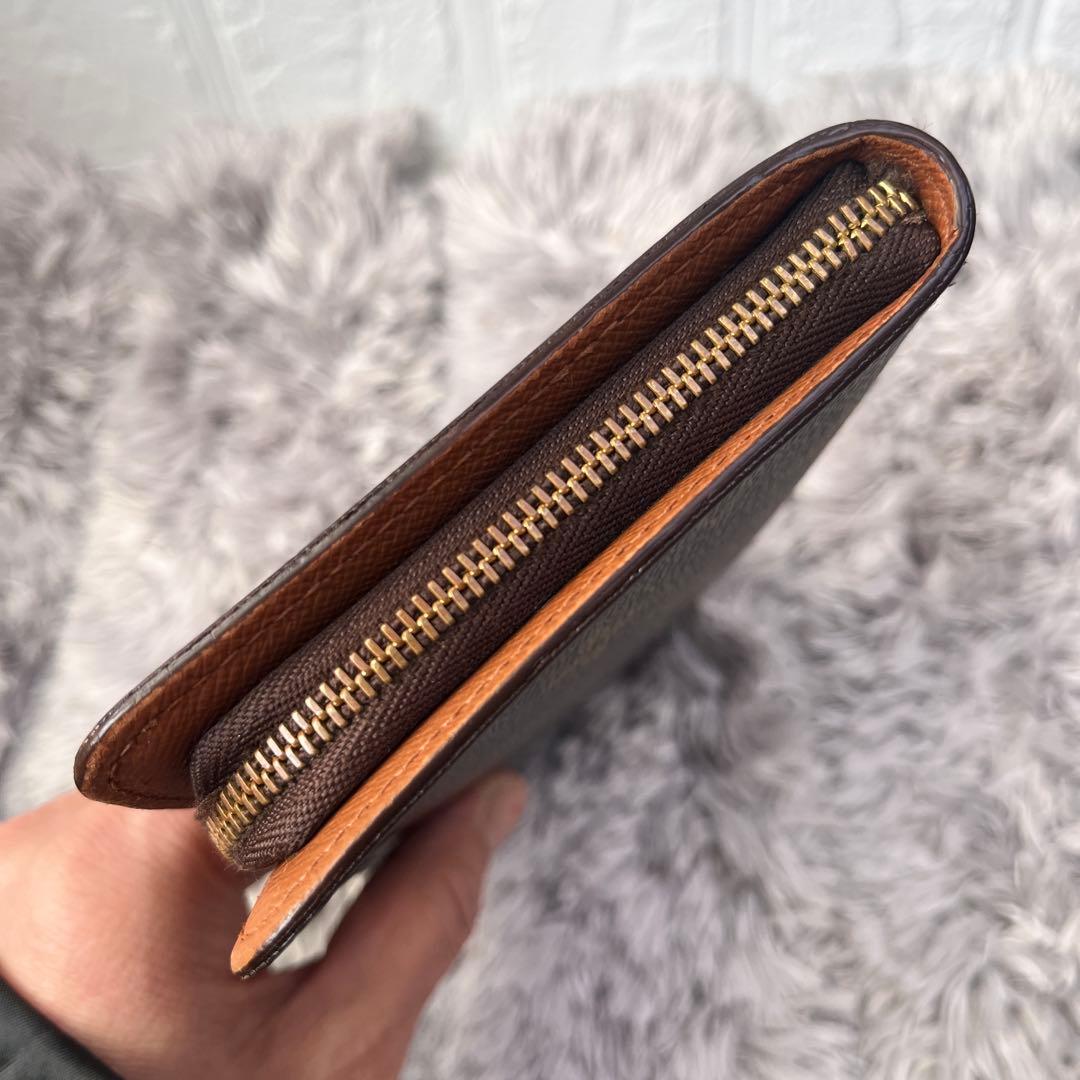 ルイヴィトン　ポルトモネ　ジップ　モノグラム　長財布　ラウンドファスナー