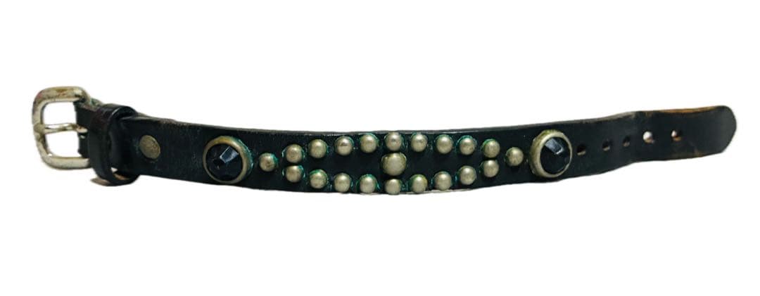 ウルフズヘッド　レザーブレスレット　レザーバングル　ブラック　スタッズ