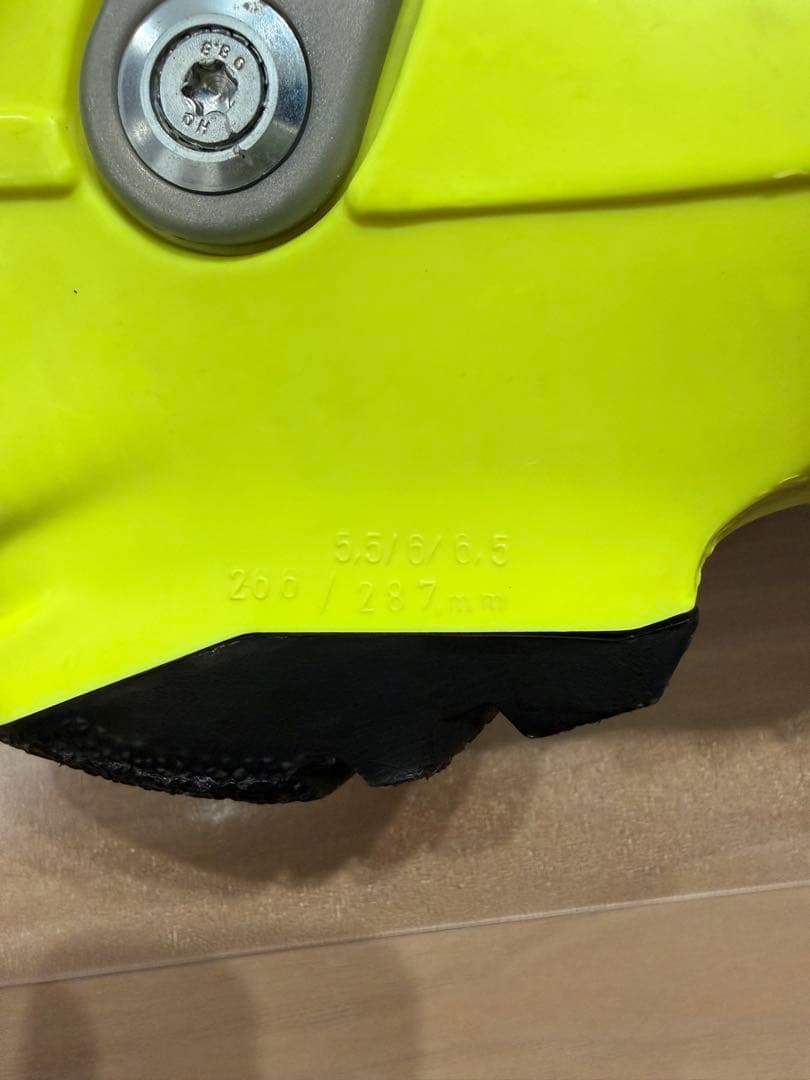 UPZ RC10 アルペンスノーボードブーツ