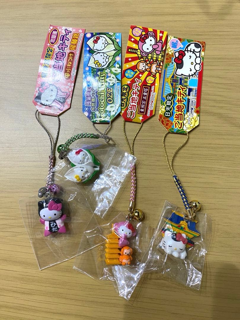 ご当地キティ　ストラップ　根付け　未使用　まとめ売り10点