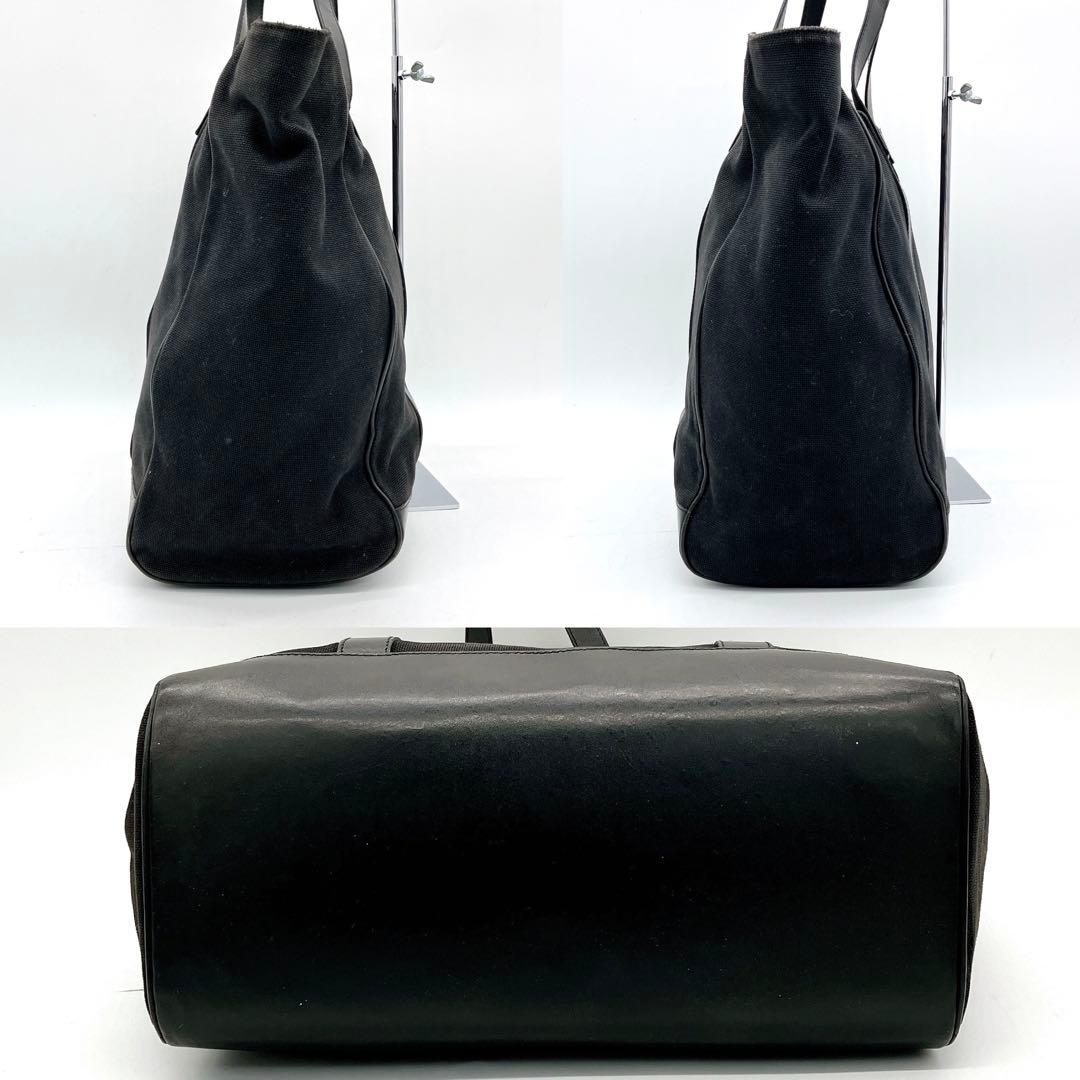 【GUCCI】大容量　トートバッグ　ロゴ型押し　キャンバス　レザー　ブラック