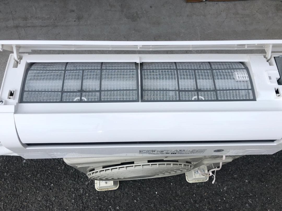 HITACHI 日立 白くまくん ルームエアコン RAS-AJ22M 主に6畳用