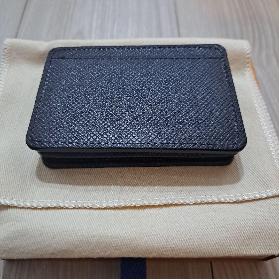 LOUIS VUITTON エピ ケース タイガ.ライン ブラック