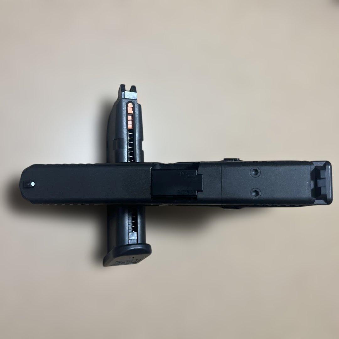 東京マルイ G17 Gen5 予備マガジン付き
