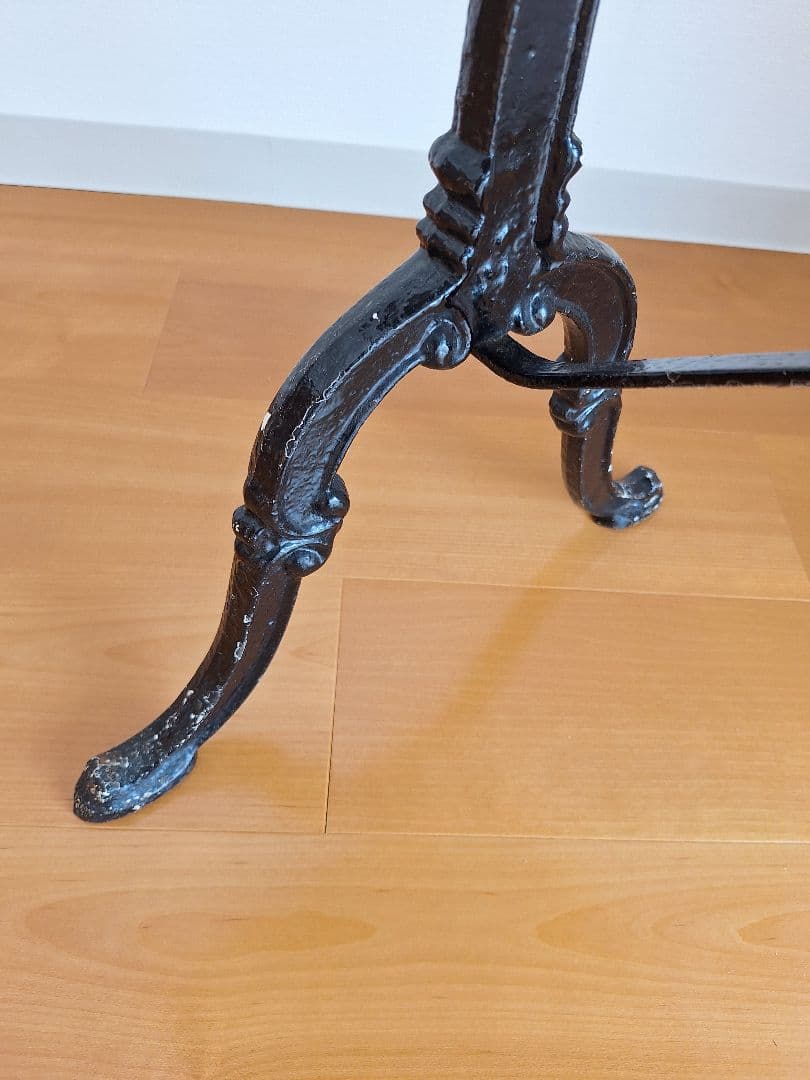 フランスアンティークテーブル