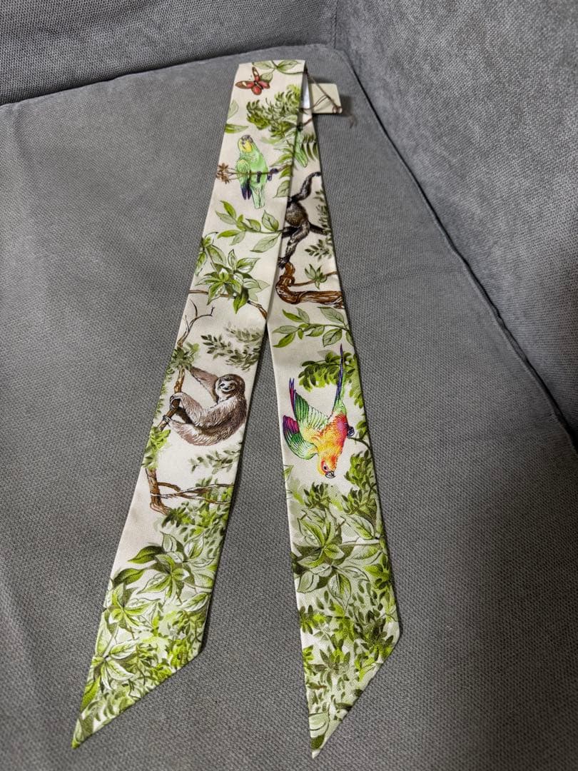 値下げ！新品　エルメス　ツイリー 《赤道直下》　グリーン　26春夏　最新作　希少