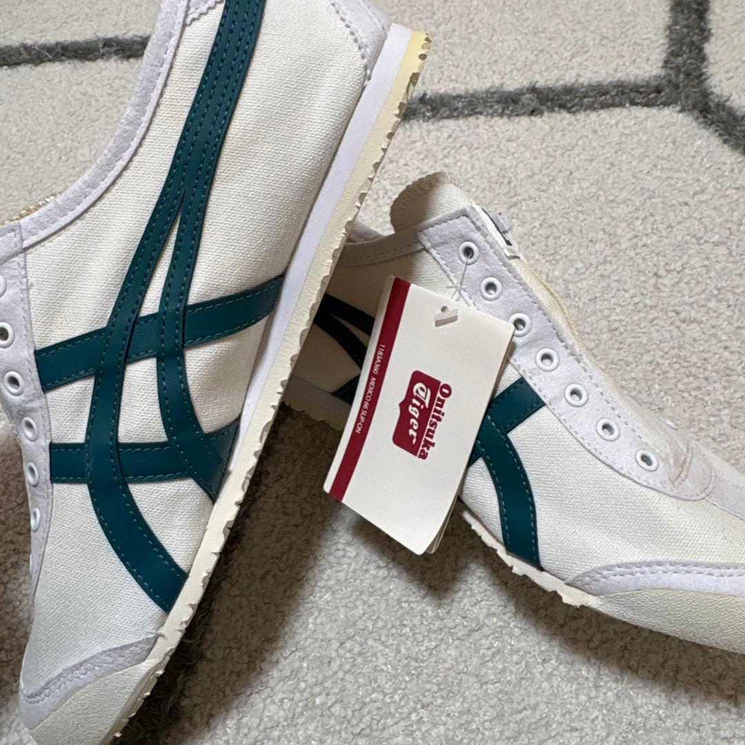 即日発送　新品　オニツカタイガー　Onitsuka Tiger 27㎝