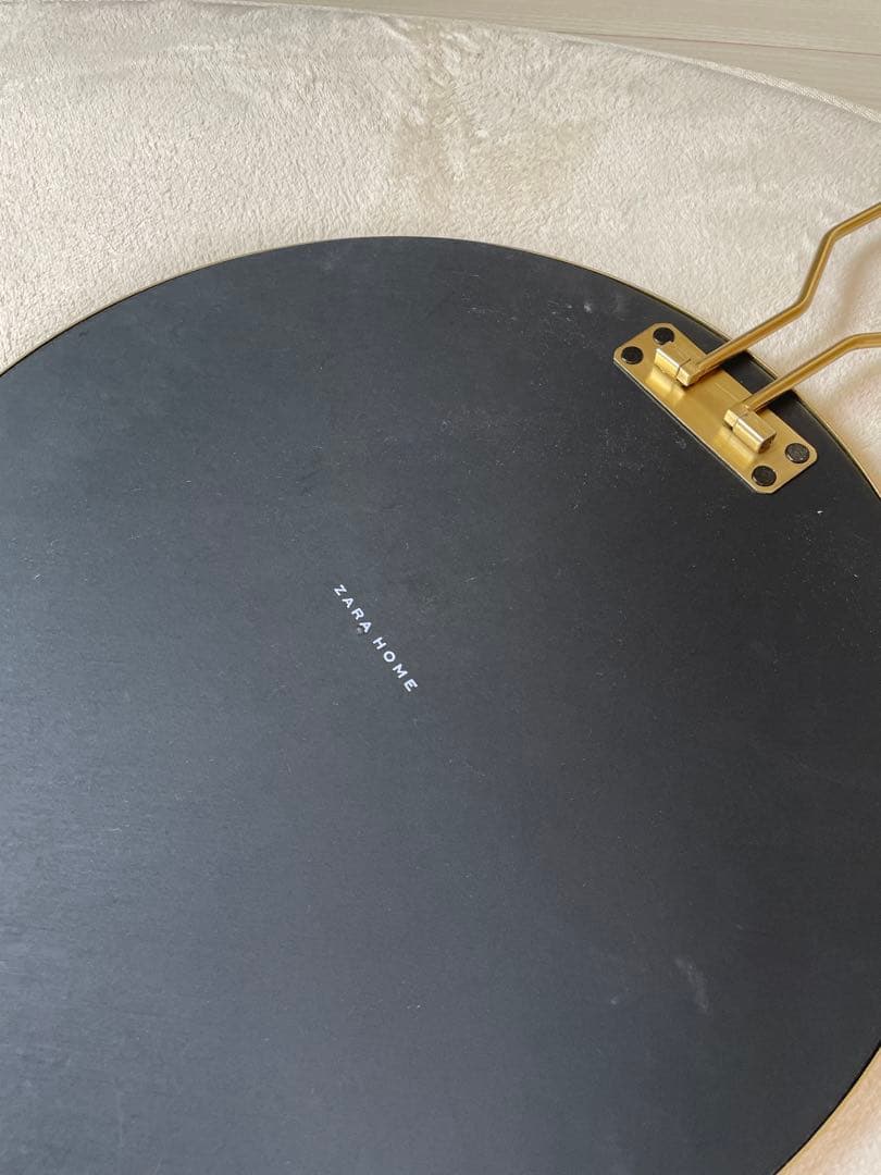 ZARA  ラウンドミラー