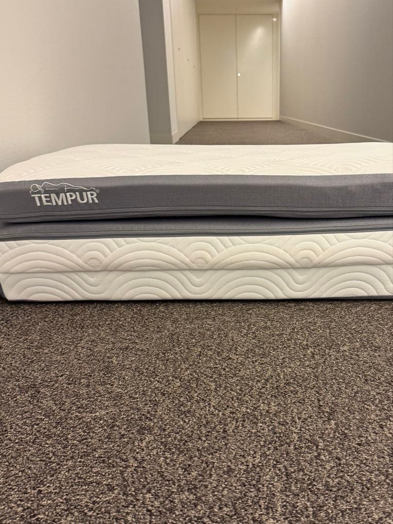 Blue　テンピュール　ワン リュクス フトン 折りたたみマットレス