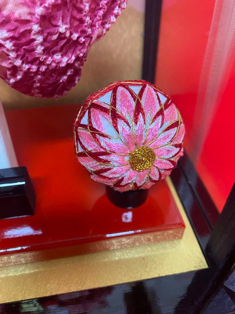 羽子板ガラスケース８号・コンパクトサイズ　間口約２４×奥行約１８×高さ約４０㎝