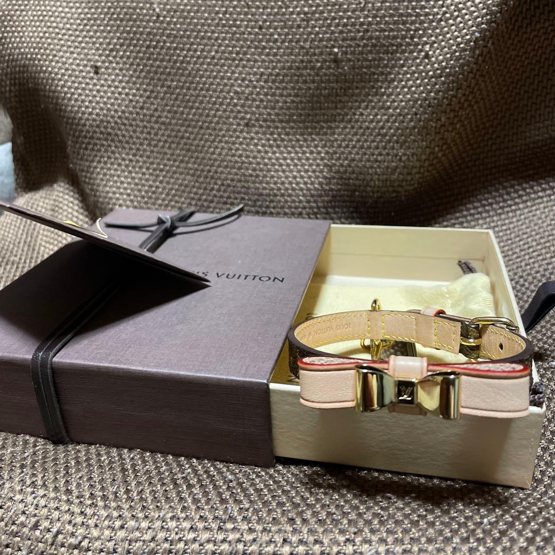新品未着用Louis Vuitton コリエバクスターXS首輪リボン