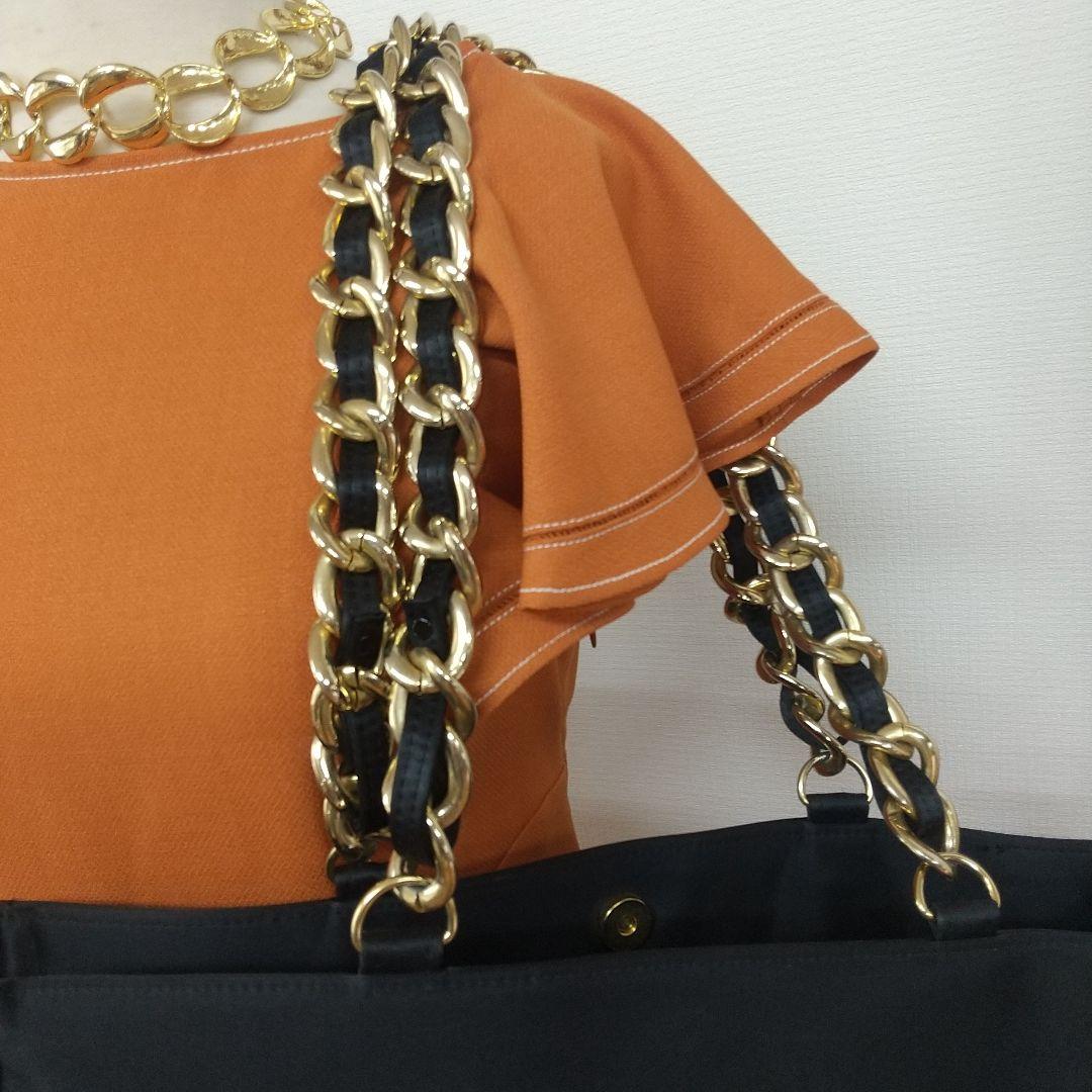 Juraモスキーノ ゴールドチェーン 大判トートバックハートキルティング