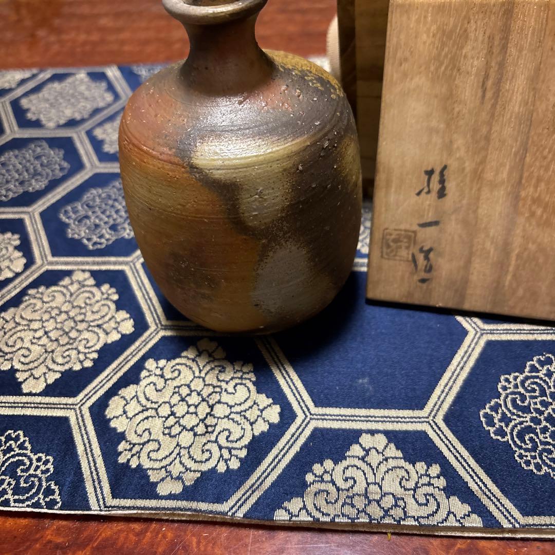 陶器花瓶と木箱セット