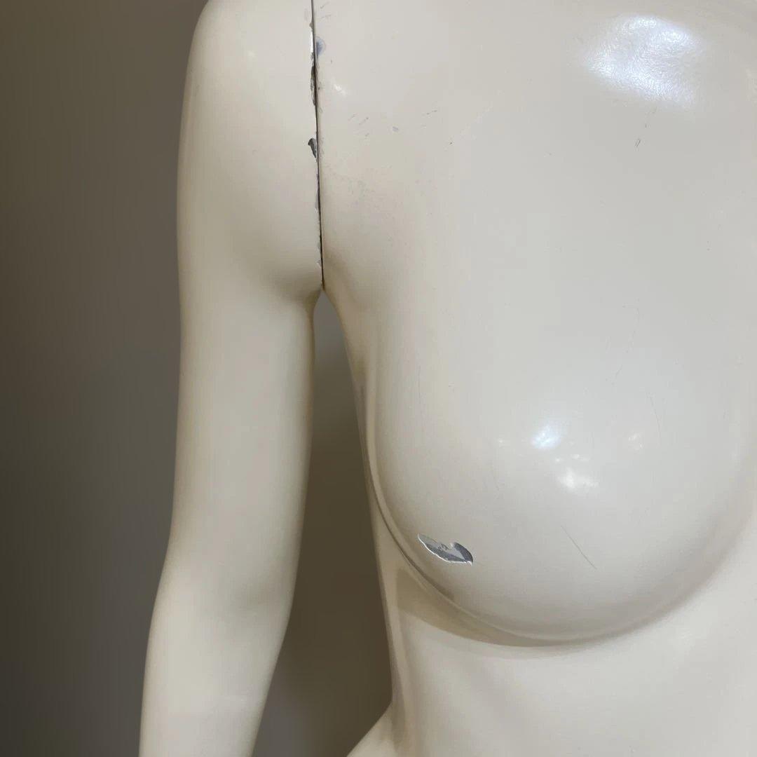 女性マネキン ホワイト プラスチック製