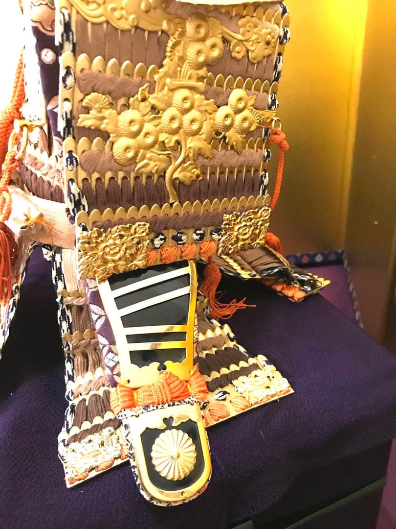 五月人形　上原玉鳳作　12号大鎧　飛鳥　金小札梨地茶絲裾濃威之大鎧