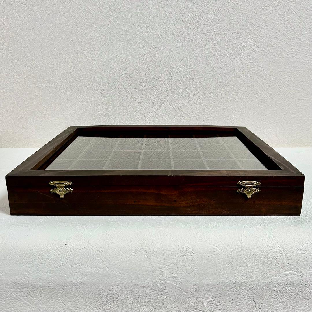 ★ 希少な英国製 コレクションケース コレクション棚 トレイ 72枠 送料込み