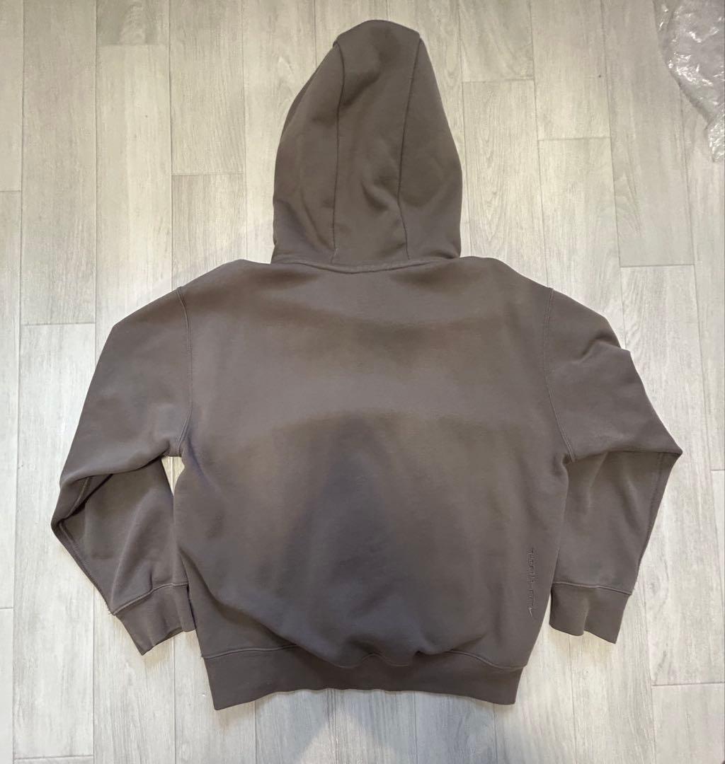 Nike acg パーカー　センターロゴ