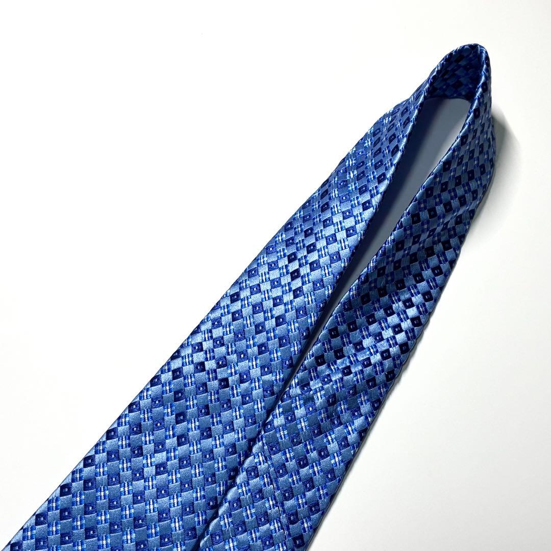 3908⭐️美品⭐️ジョルジオアルマーニ ネクタイ 総柄