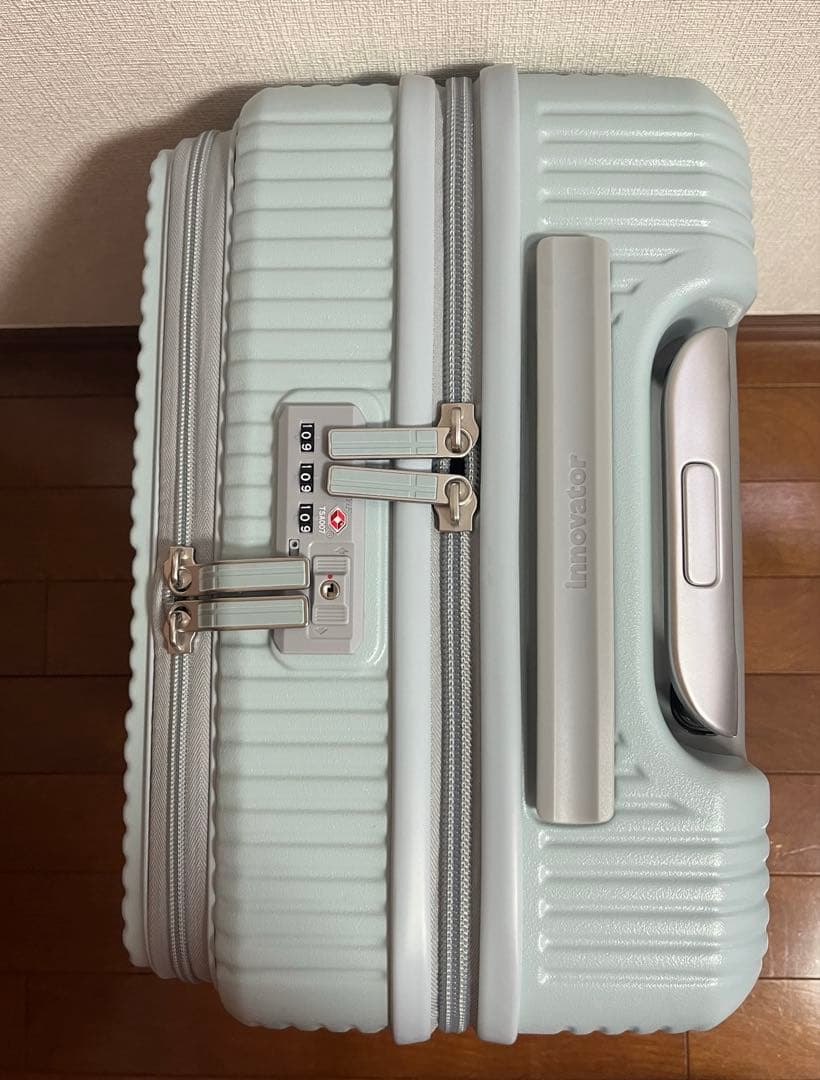innovator イノベーター スーツケース 33L ペールブルー