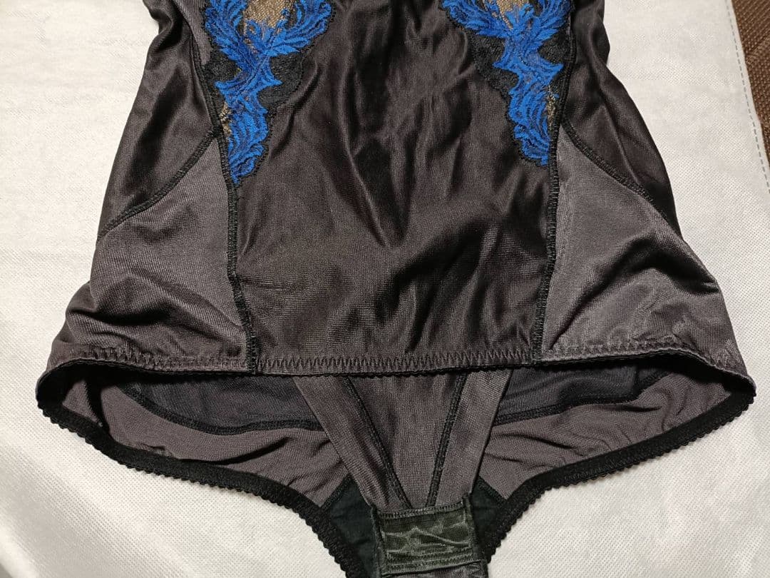 中古　MARUKO　カーヴィシャス　ボディスーツ　C80LL　補正下着　マルコ