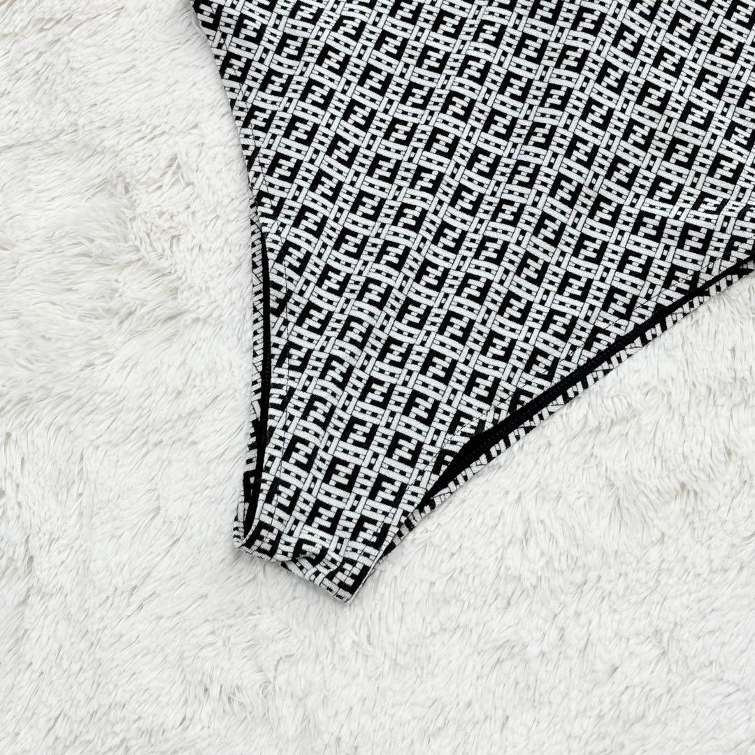 20SS⭐️超激レア⭐️フェンディ　ワンピース水着　ズッカ総柄　ハイレグ　白黒　40