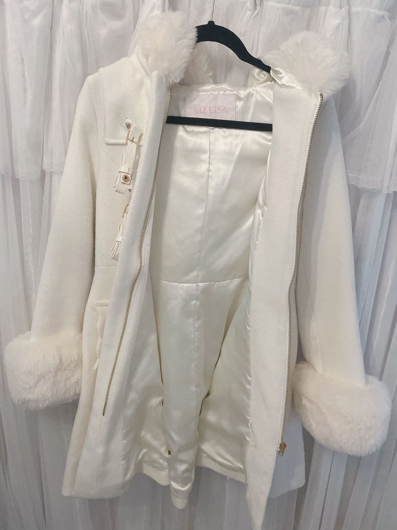 LIZLISA リボンベルトフードコート ホワイト